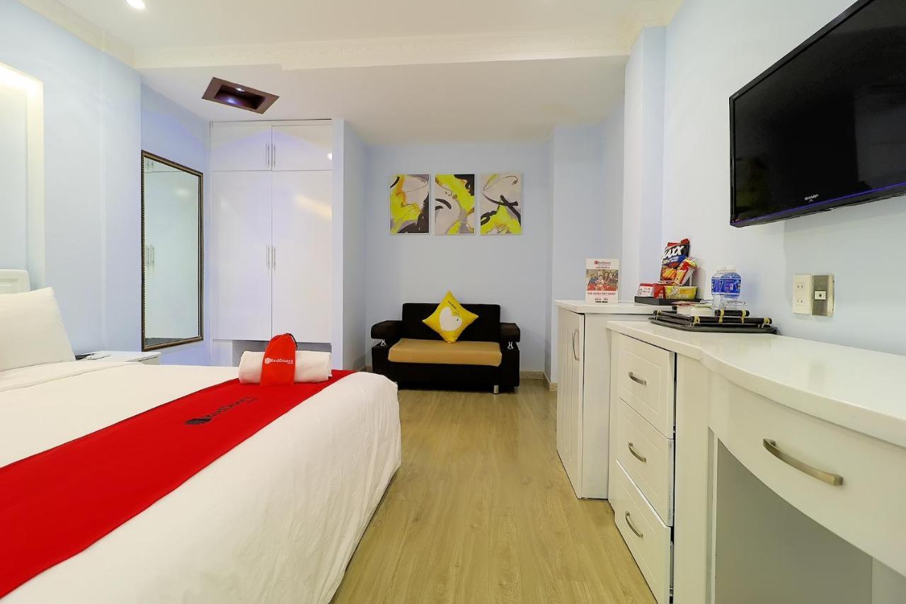 Reddoorz Plus Amore @ Nguyen Trai Street Hotel Cidade de Ho Chi Minh